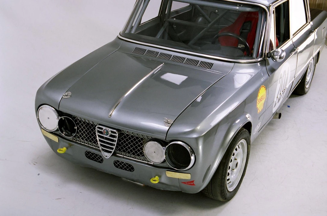1968 Alfa Romeo Giulia Sprint GTA - Image 24 of 31