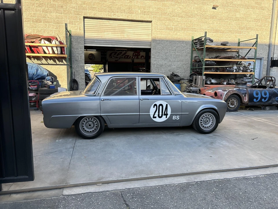 1968 Alfa Romeo Giulia Sprint GTA - Image 17 of 31