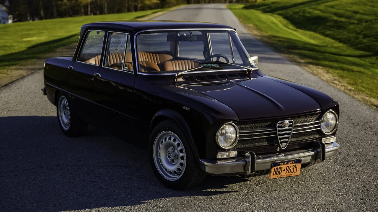 1969 Alfa Romeo GTA 1300 Junior - Image 11 of 31