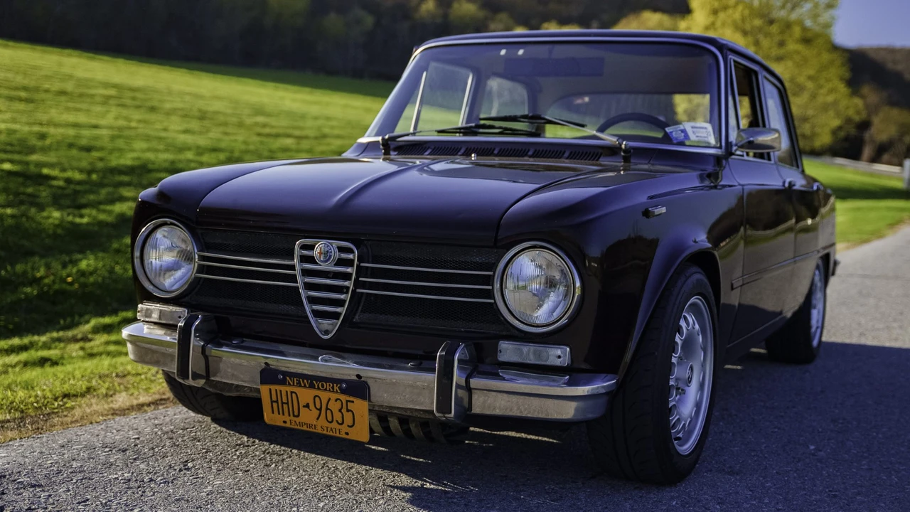 1969 Alfa Romeo GTA 1300 Junior - Image 4 of 31