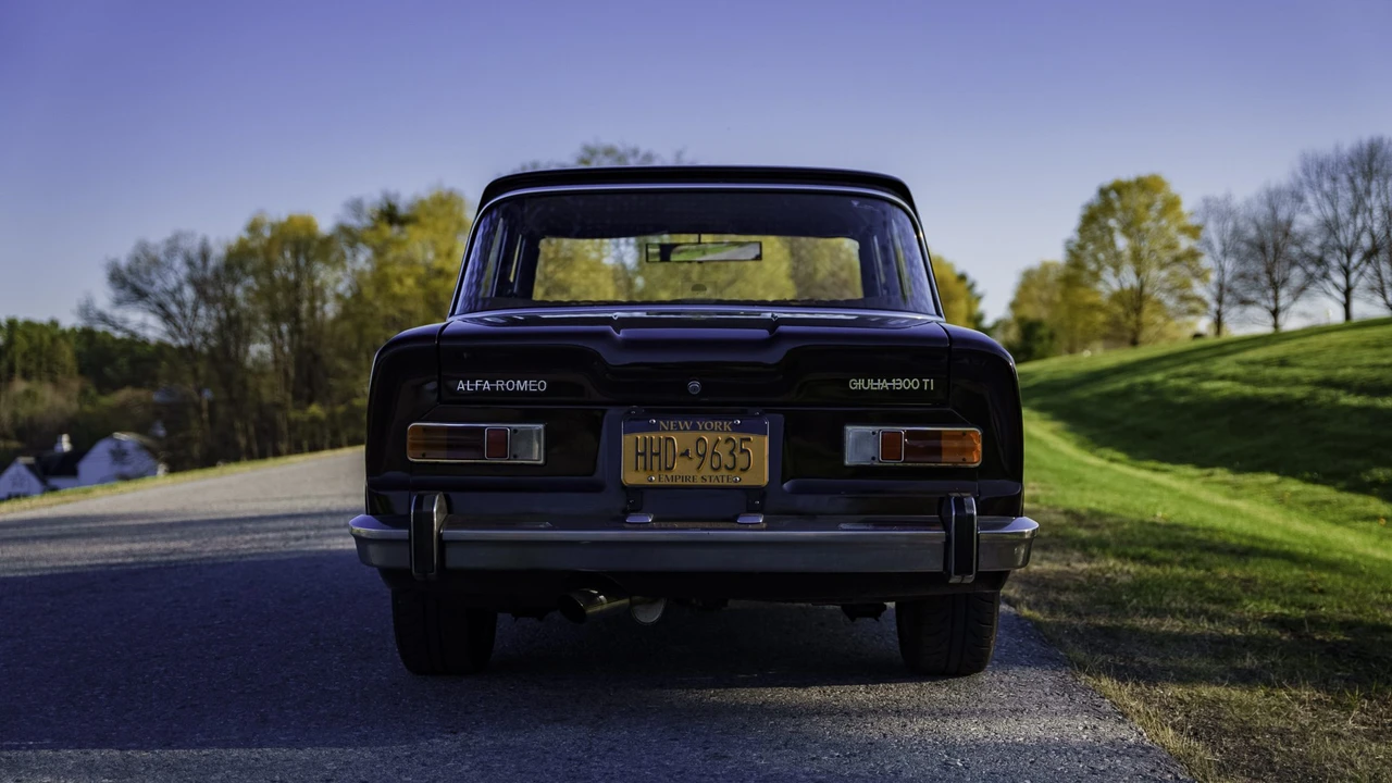 1969 Alfa Romeo GTA 1300 Junior - Image 22 of 31