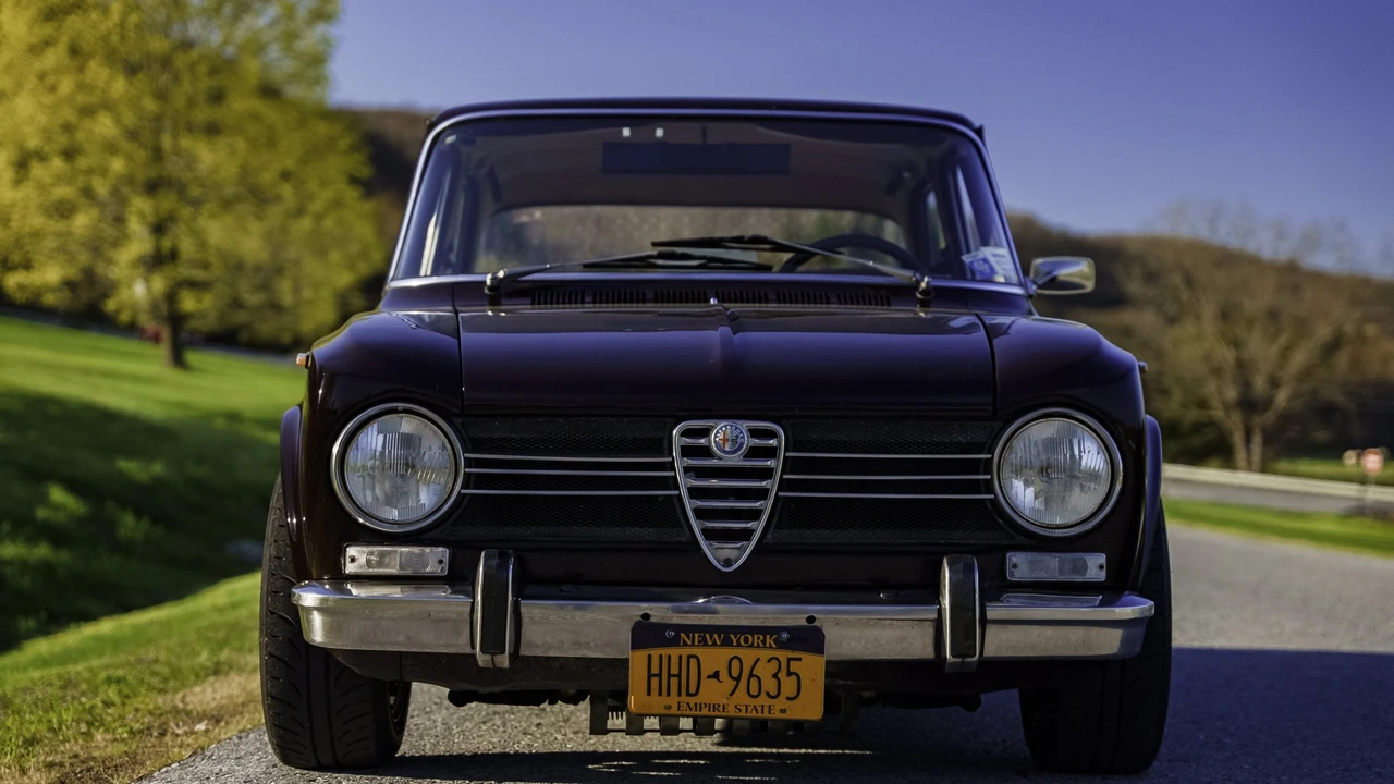 1969 Alfa Romeo GTA 1300 Junior - Image 7 of 31