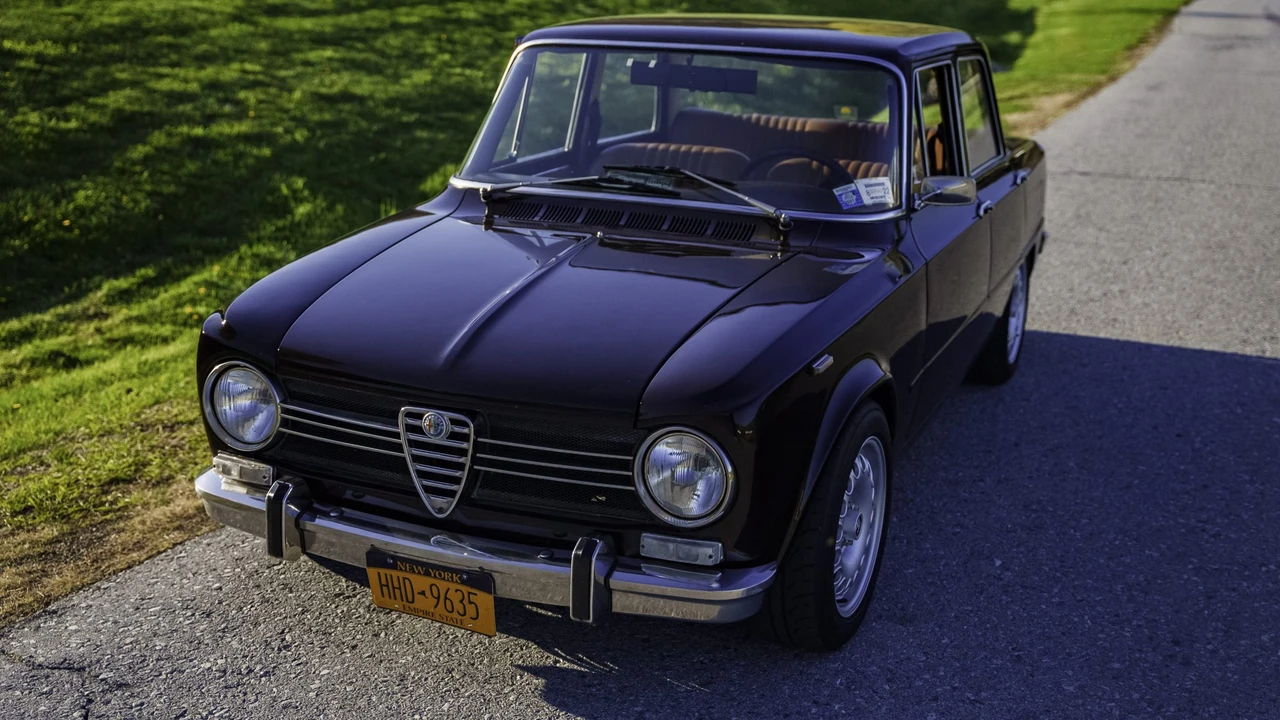 1969 Alfa Romeo GTA 1300 Junior - Image 5 of 31