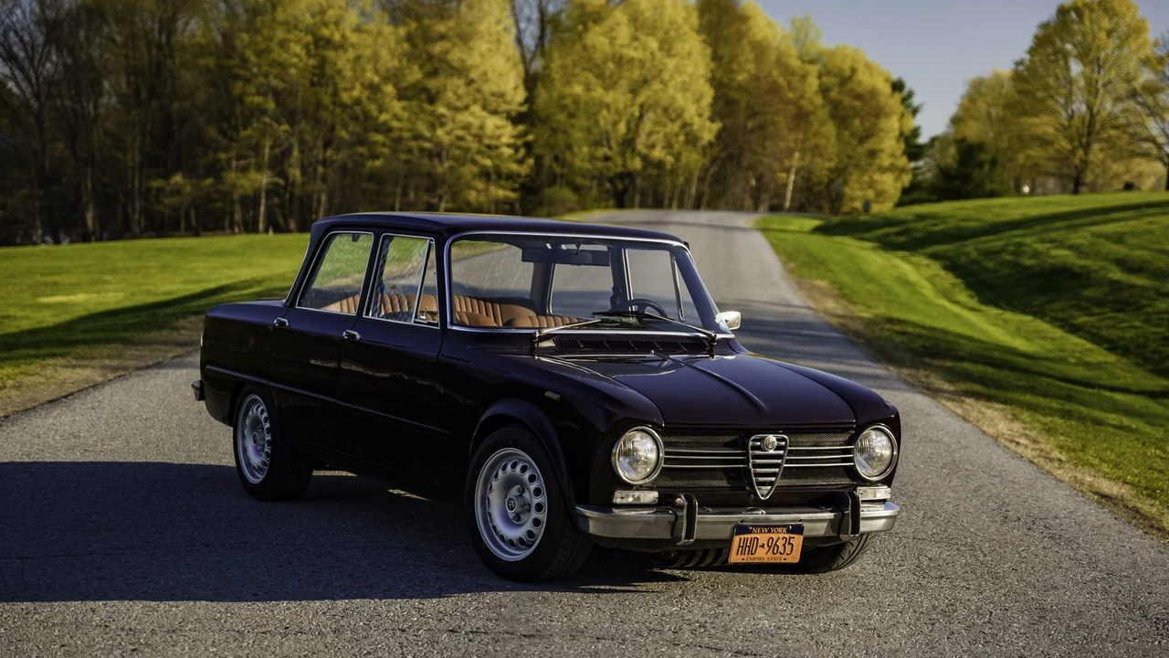1969 Alfa Romeo GTA 1300 Junior - Image 10 of 31