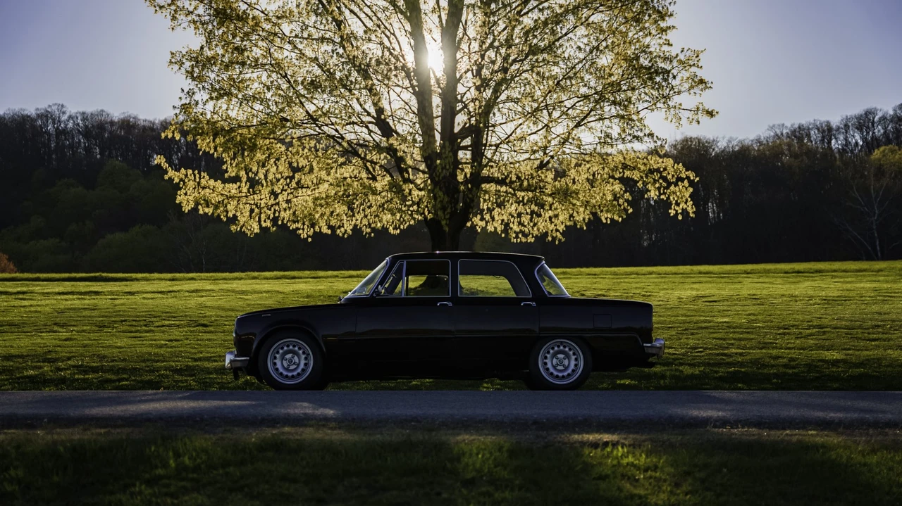1969 Alfa Romeo GTA 1300 Junior - Image 29 of 31
