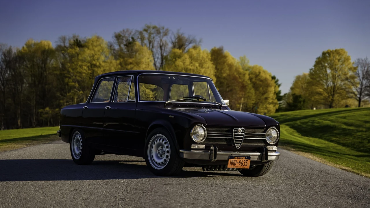 1969 Alfa Romeo GTA 1300 Junior - Image 9 of 31