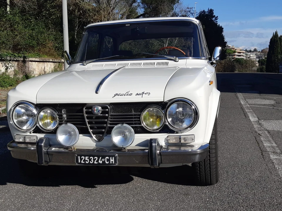 1969 Alfa Romeo Giulia Sprint GTA - Image 18 of 31