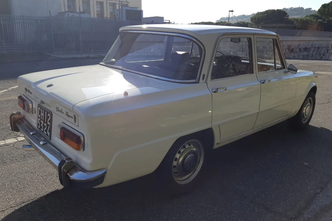 1969 Alfa Romeo Giulia Sprint GTA - Image 25 of 31
