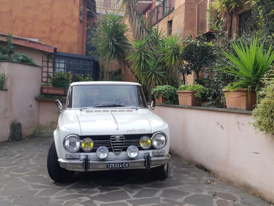 1969 Alfa Romeo Giulia Sprint GTA - Image 4 of 31