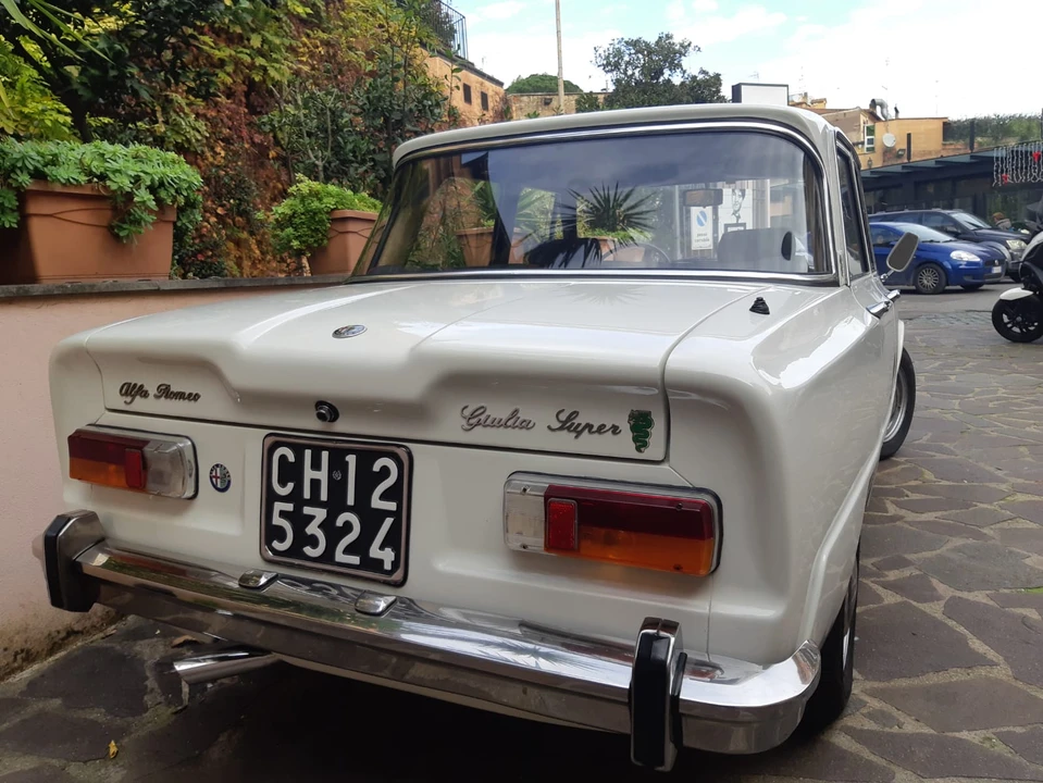 1969 Alfa Romeo Giulia Sprint GTA - Image 13 of 31