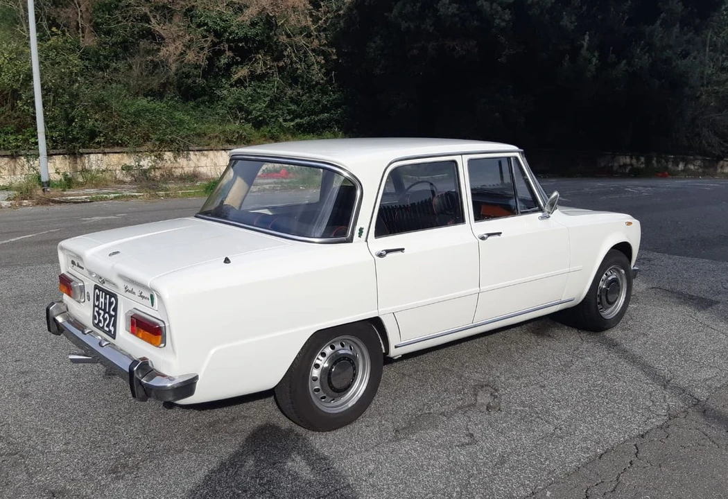 1969 Alfa Romeo Giulia Sprint GTA - Image 14 of 31