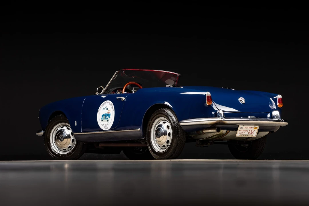 1957 Alfa Romeo Giulietta - Image 15 of 31