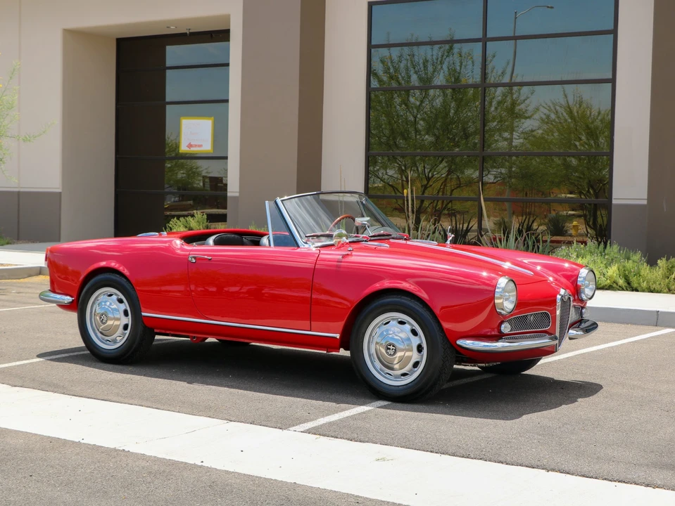 1960 Alfa Romeo Giulietta - Image 7 of 31
