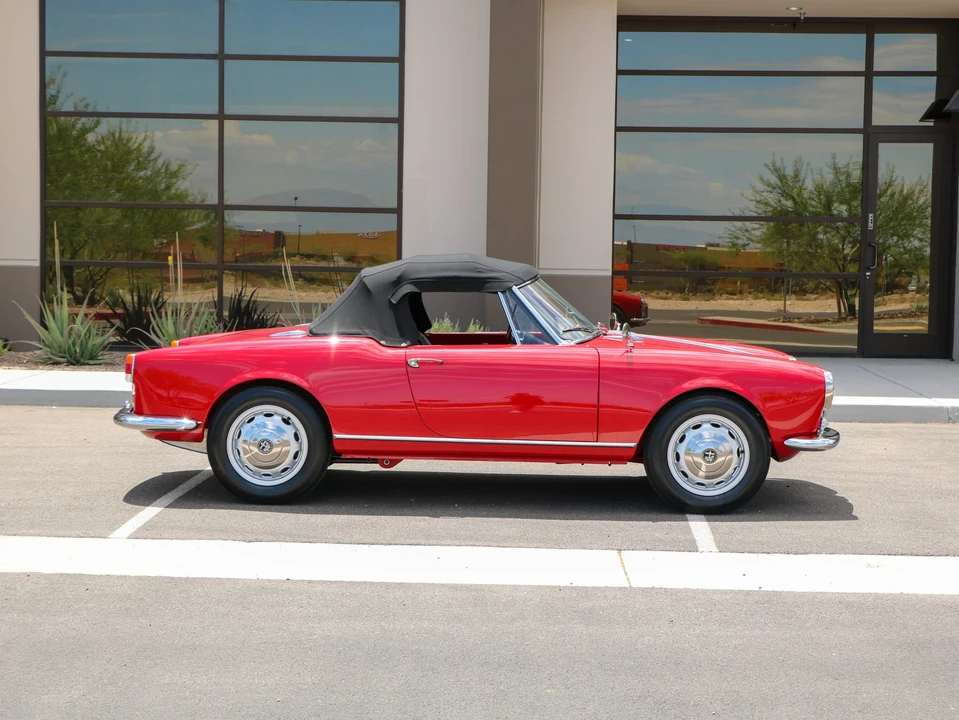 1960 Alfa Romeo Giulietta - Image 19 of 31