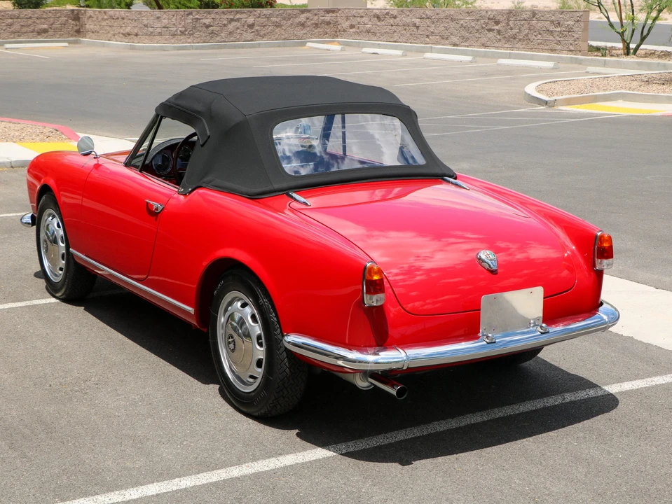 1960 Alfa Romeo Giulietta - Image 22 of 31