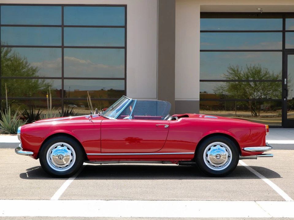 1960 Alfa Romeo Giulietta - Image 15 of 31