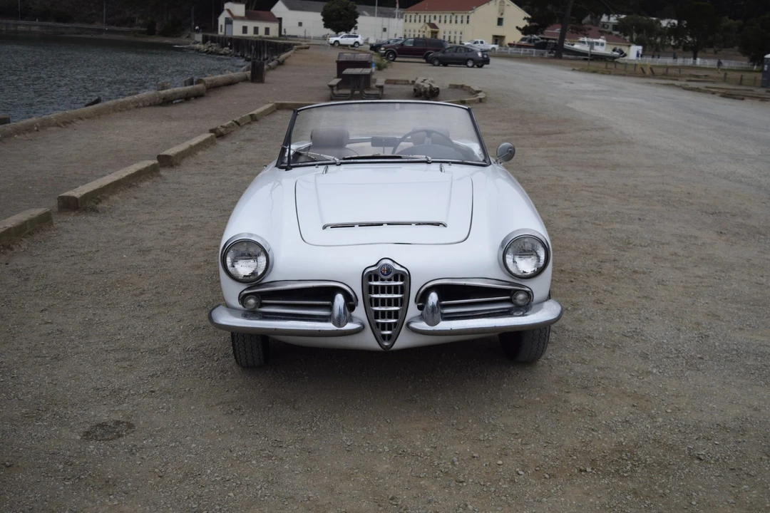 1963 Alfa Romeo Giulietta - Image 9 of 31