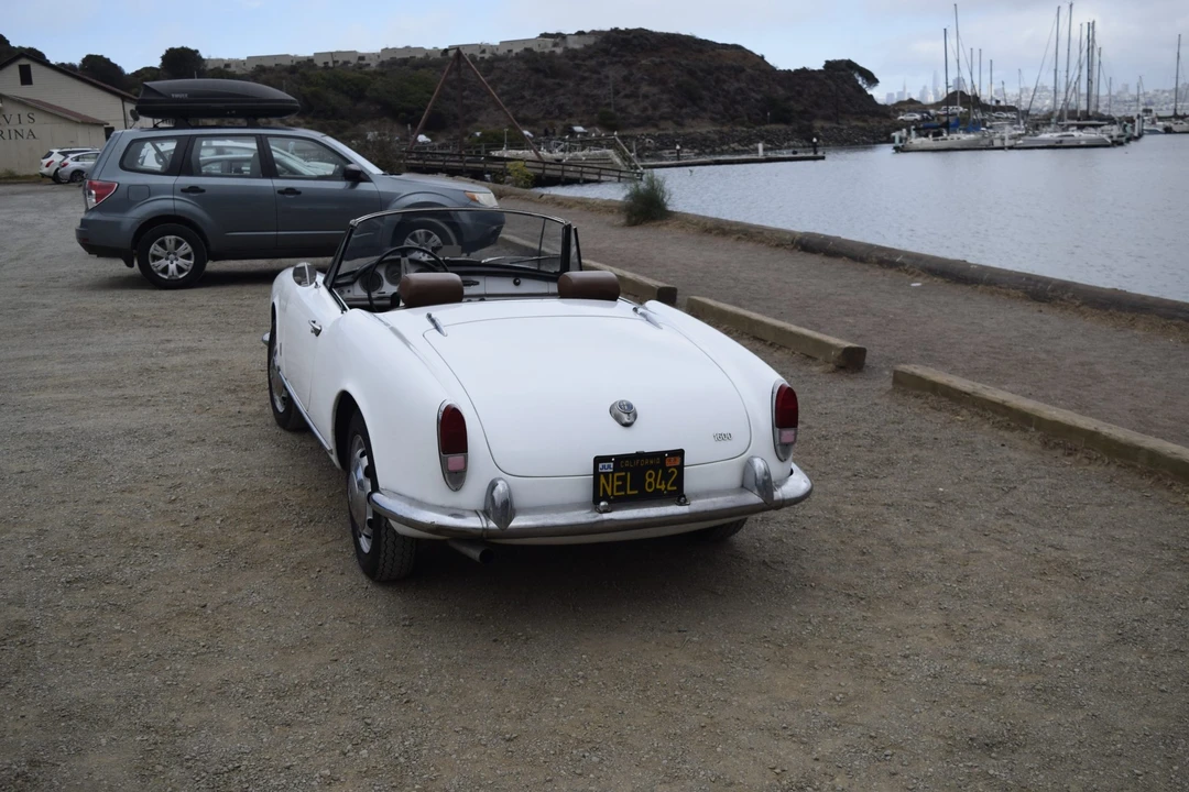 1963 Alfa Romeo Giulietta - Image 17 of 31