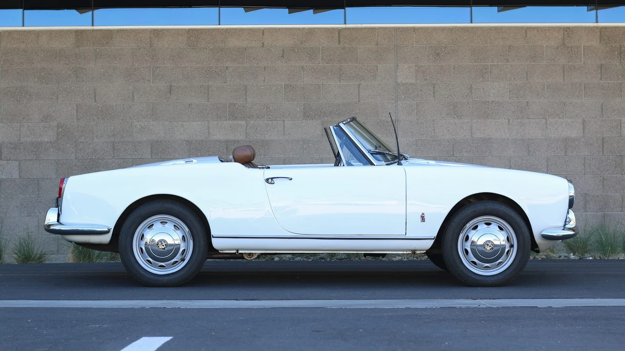 1963 Alfa Romeo Giulietta - Image 9 of 31