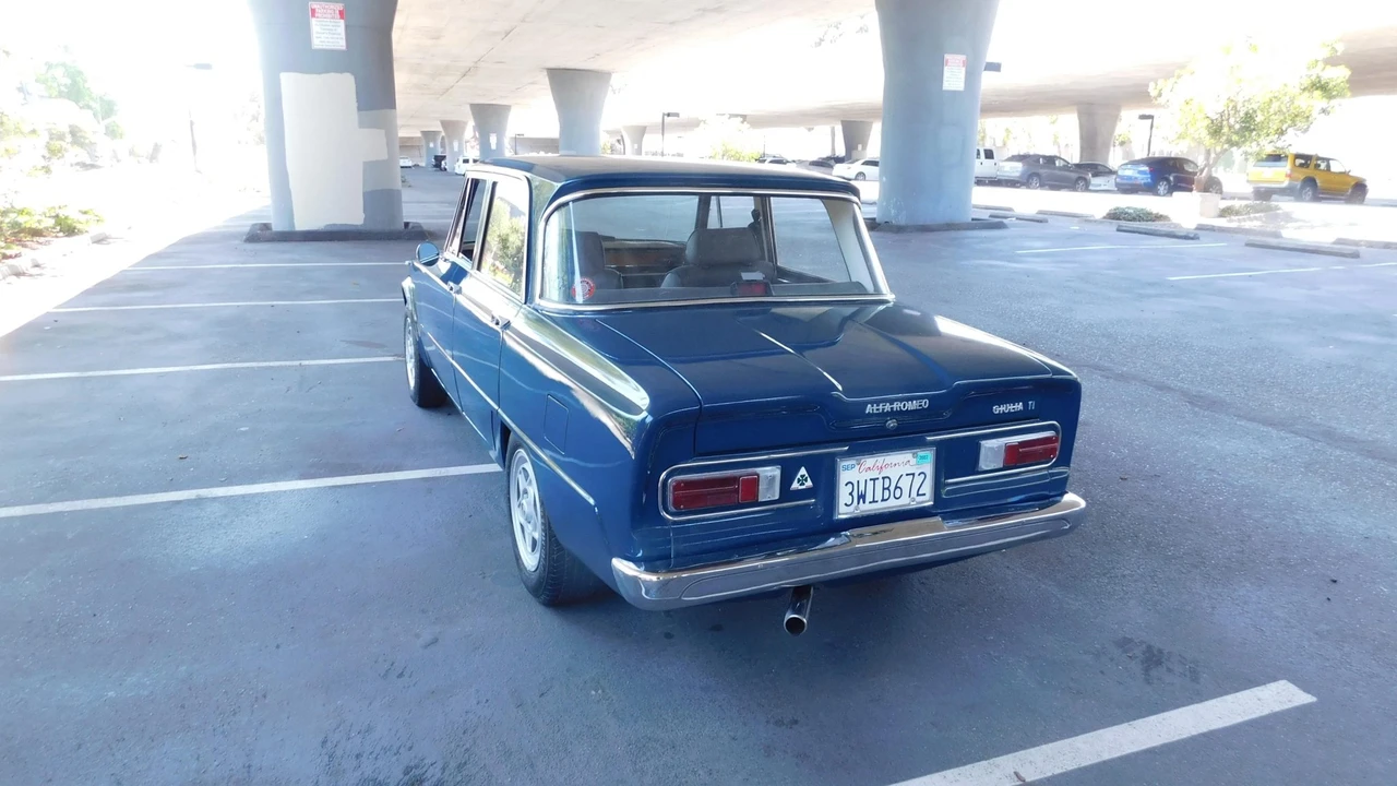 1964 Alfa Romeo 105/115 Series - Image 14 of 31