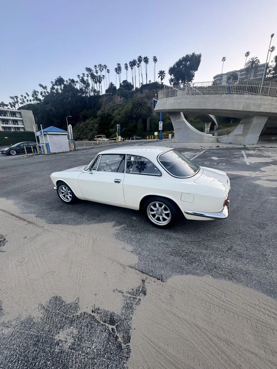 1966 Alfa Romeo GT 1300 Junior - Image 6 of 31