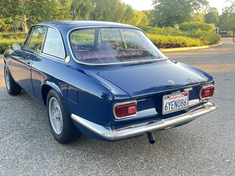 1969 Alfa Romeo 1750 GT Veloce - Image 21 of 31