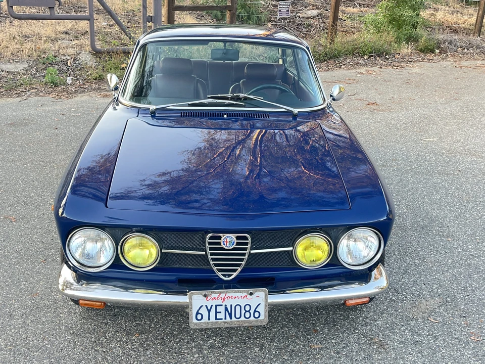 1969 Alfa Romeo 1750 GT Veloce - Image 10 of 31