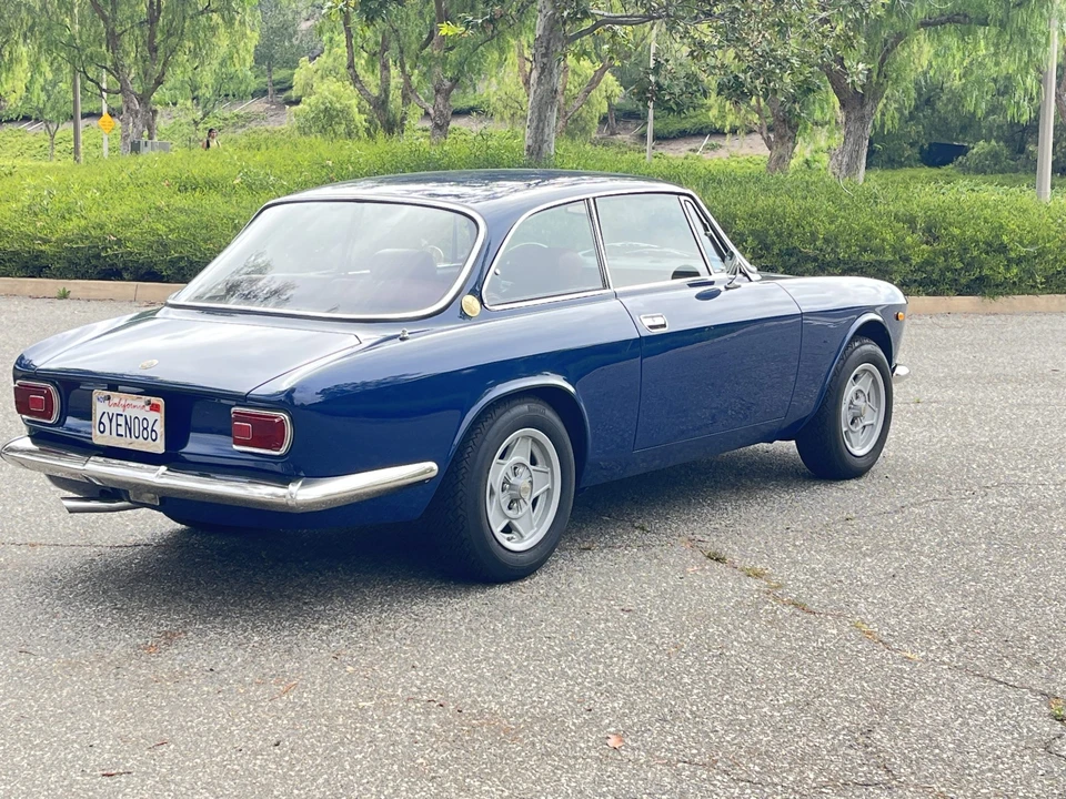 1969 Alfa Romeo 1750 GT Veloce - Image 31 of 31