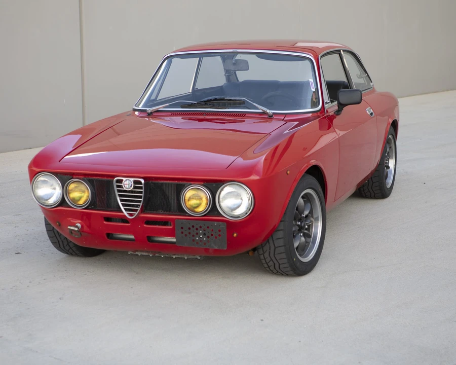 1969 Alfa Romeo 1750 GT Veloce - Image 17 of 31