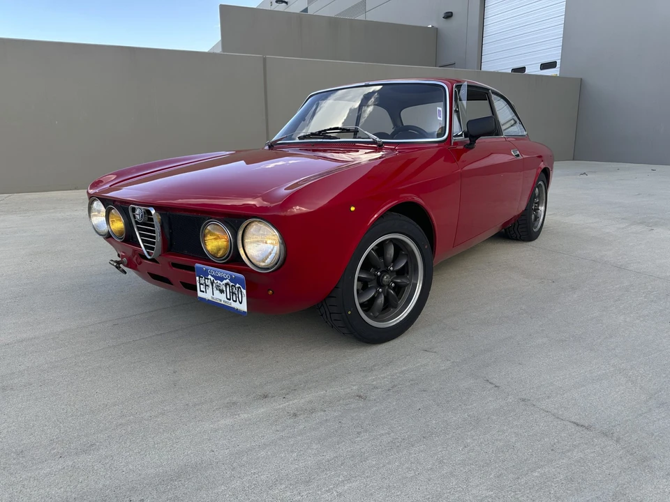 1969 Alfa Romeo 1750 GT Veloce - Image 8 of 31