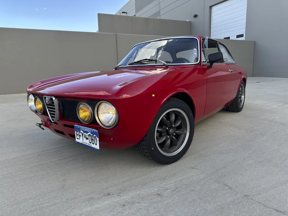1969 Alfa Romeo 1750 GT Veloce - Image 7 of 31