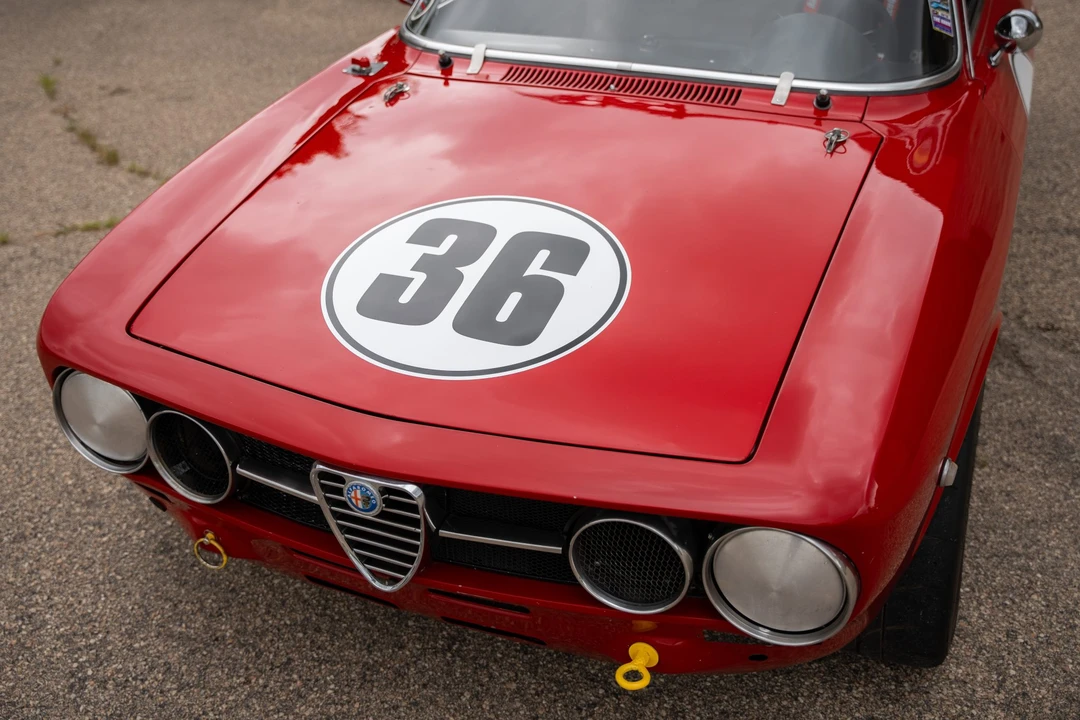1969 Alfa Romeo 1750 GT Veloce - Image 21 of 31