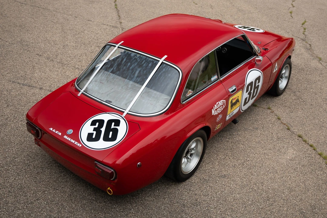 1969 Alfa Romeo 1750 GT Veloce - Image 6 of 31