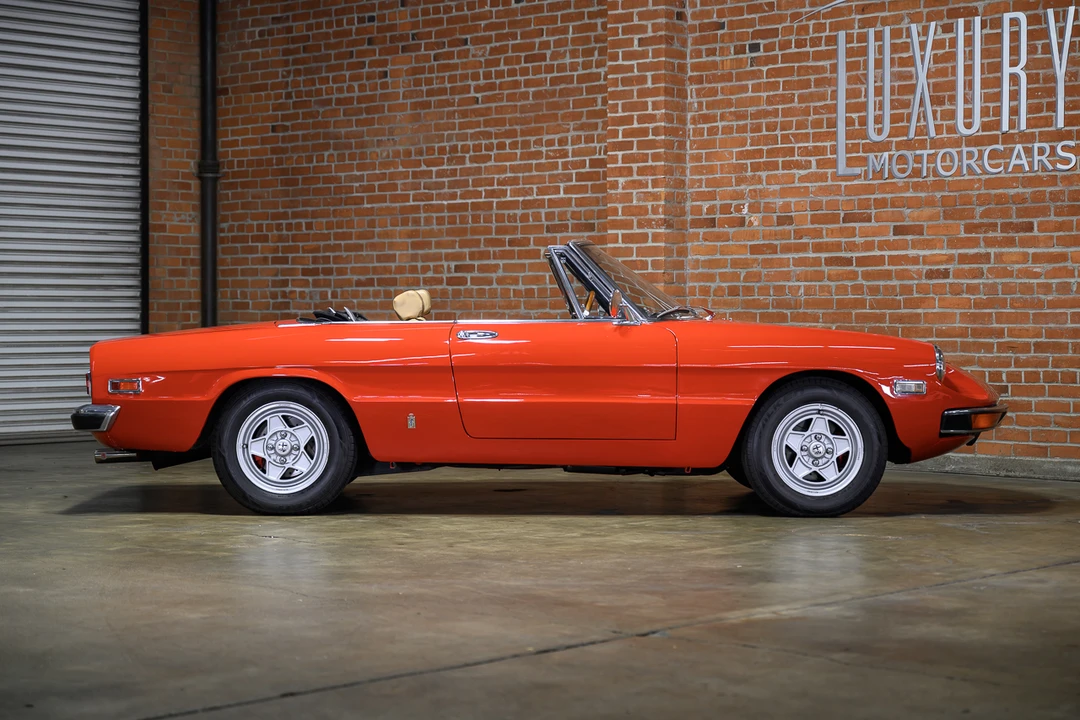 1971 Alfa Romeo Series 2 - Image 9 of 31