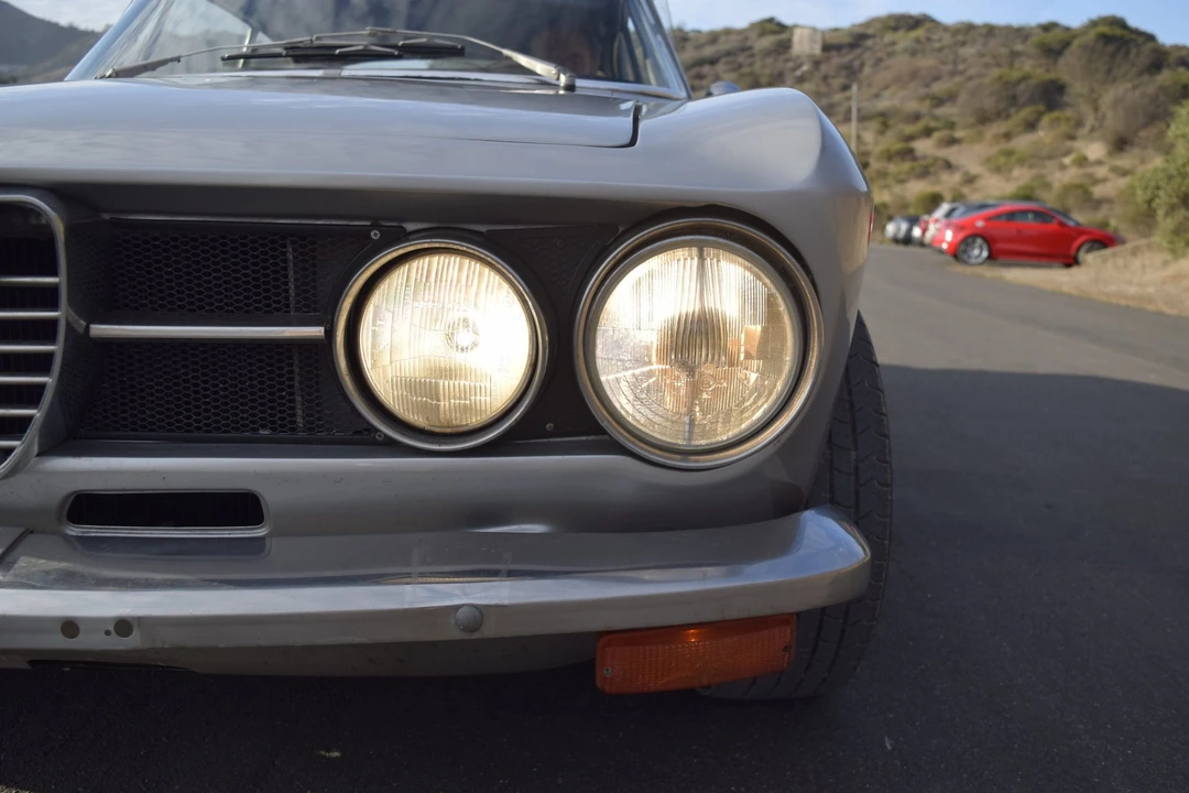 1971 Alfa Romeo 1750 GT Veloce - Image 24 of 31