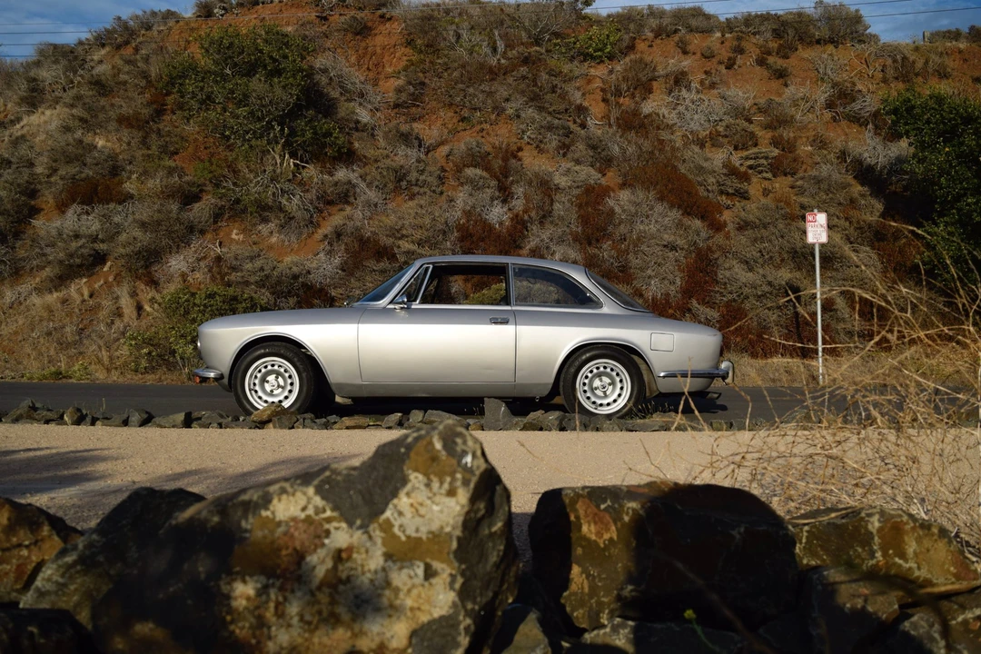 1971 Alfa Romeo 1750 GT Veloce - Image 20 of 31