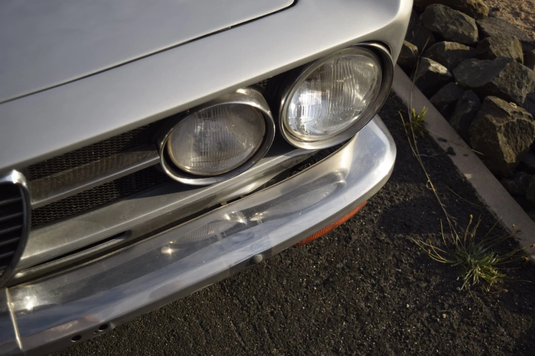 1971 Alfa Romeo 1750 GT Veloce - Image 25 of 31