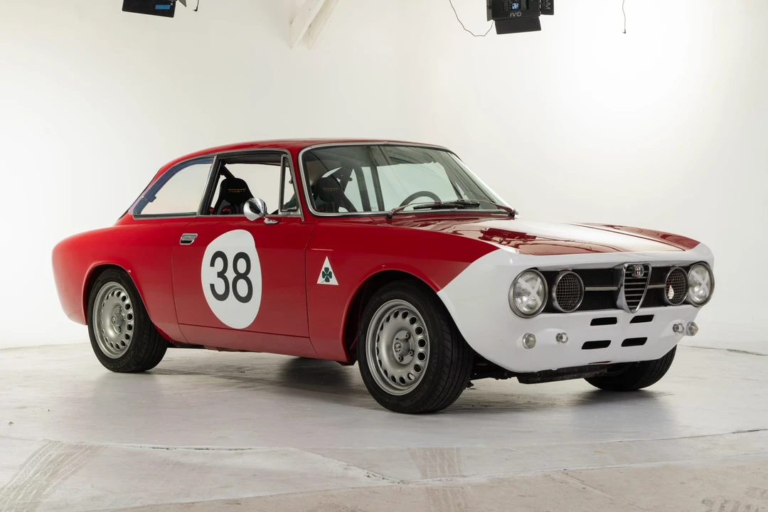 1971 Alfa Romeo 1750 GT Veloce - Image 5 of 31