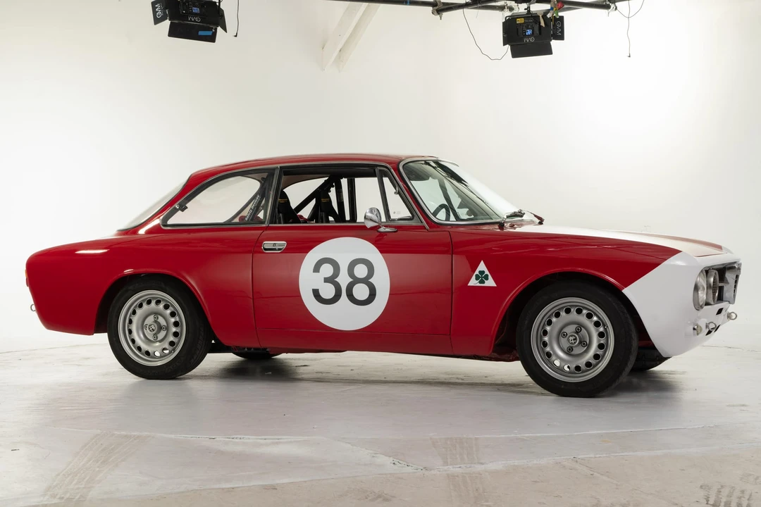 1971 Alfa Romeo 1750 GT Veloce - Image 7 of 31