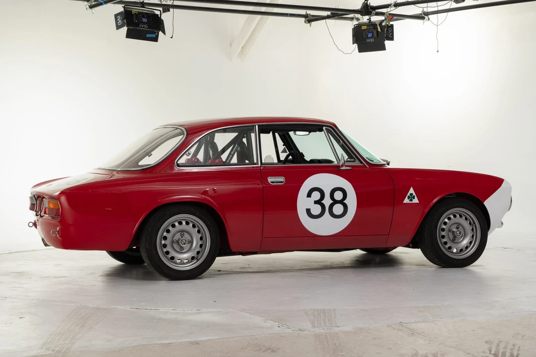1971 Alfa Romeo 1750 GT Veloce - Image 9 of 31
