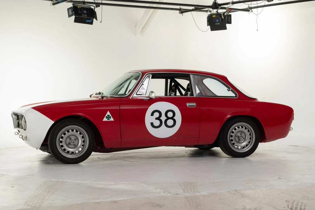 1971 Alfa Romeo 1750 GT Veloce - Image 18 of 31