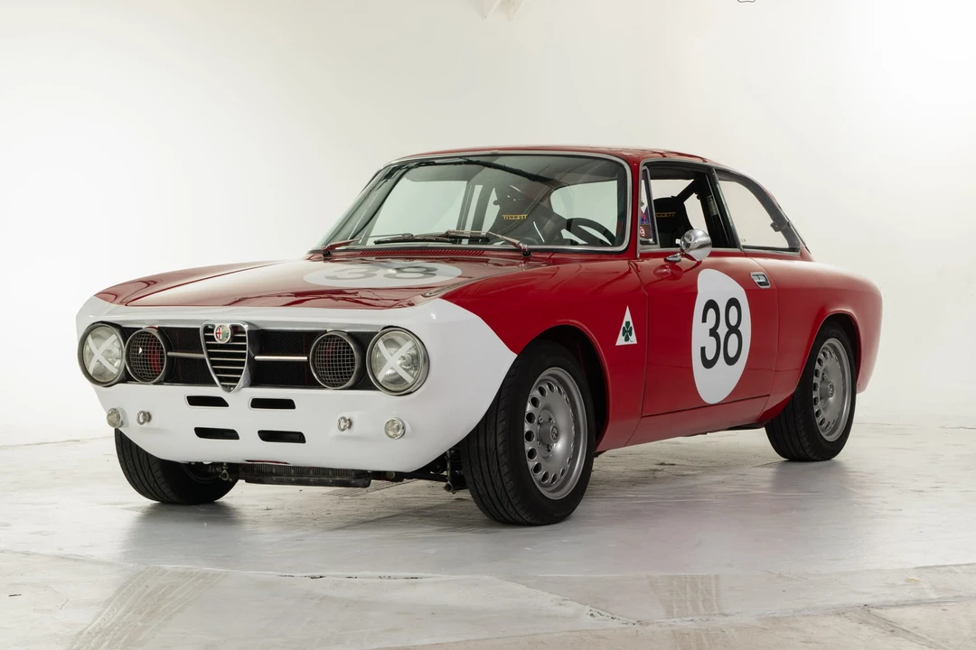 1971 Alfa Romeo 1750 GT Veloce - Image 21 of 31