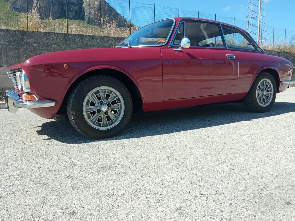 1973 Alfa Romeo GT 1300 Junior - Image 19 of 31