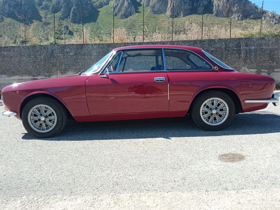 1973 Alfa Romeo GT 1300 Junior - Image 17 of 31