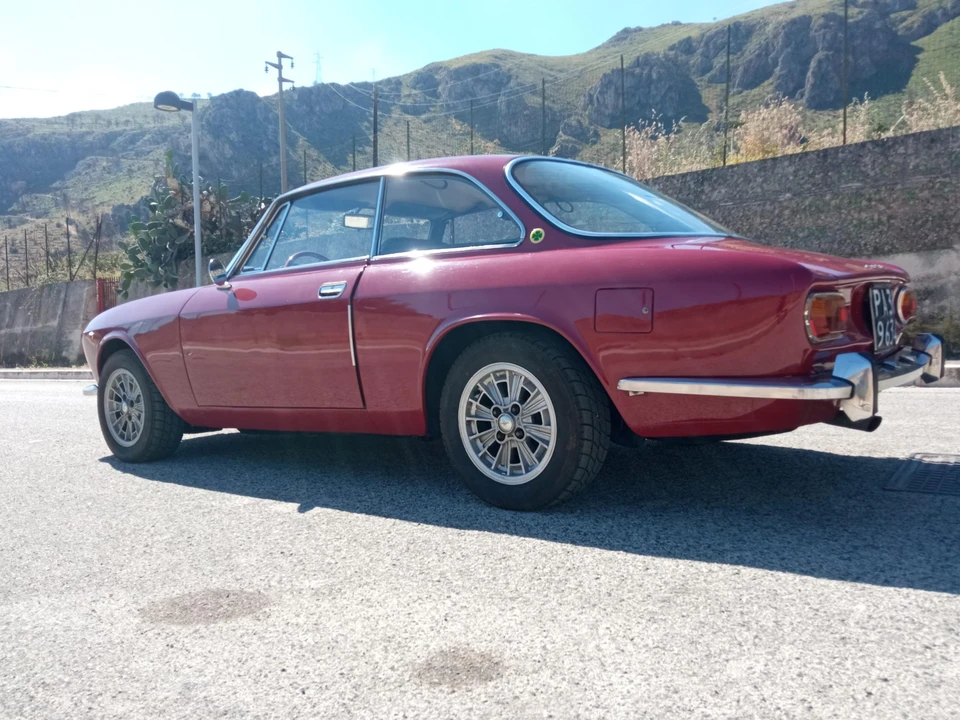 1973 Alfa Romeo GT 1300 Junior - Image 15 of 31