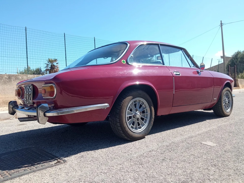 1973 Alfa Romeo GT 1300 Junior - Image 11 of 31
