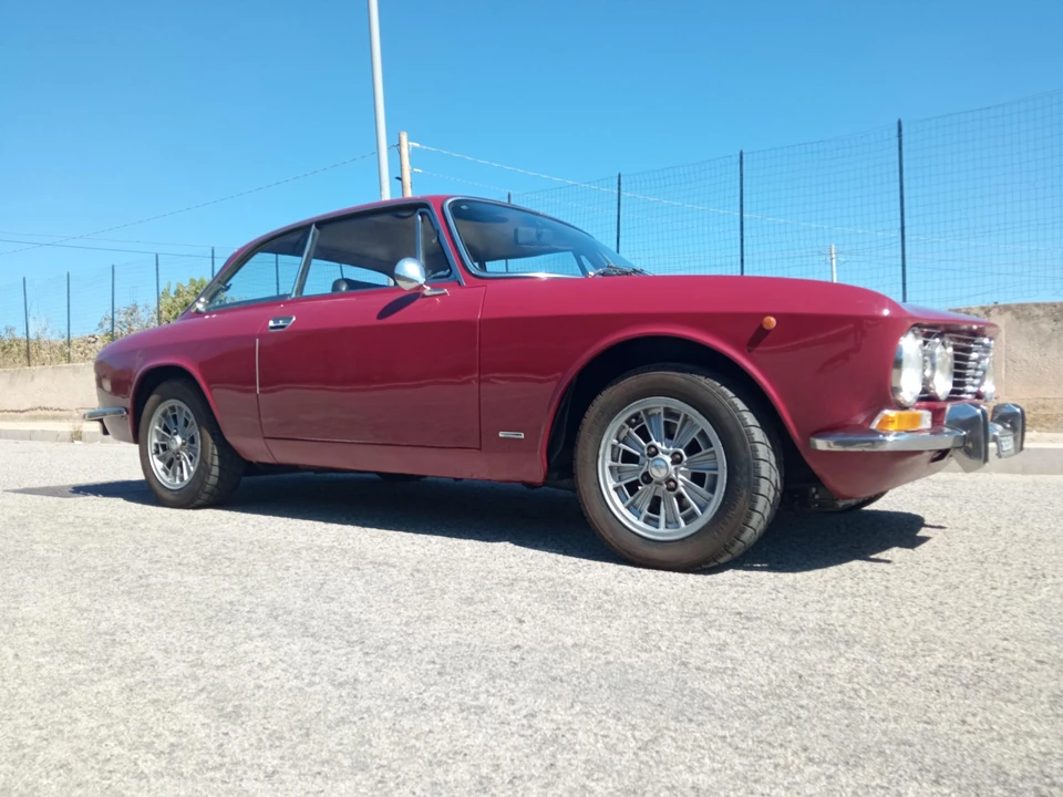 1973 Alfa Romeo GT 1300 Junior - Image 7 of 31