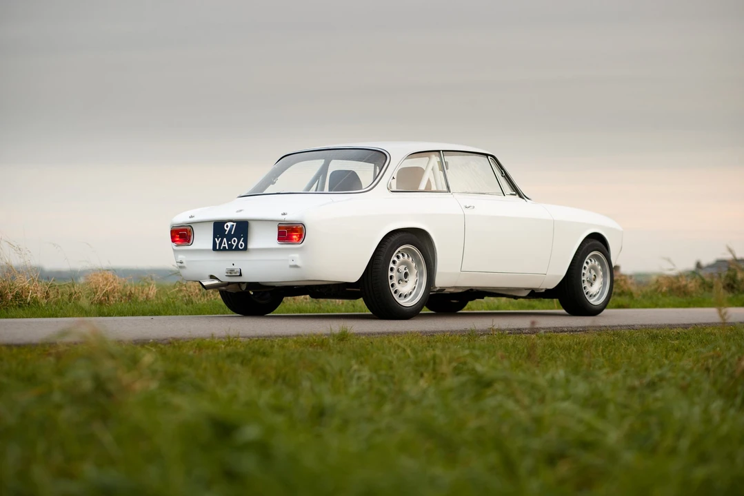1973 Alfa Romeo GT 1300 Junior - Image 12 of 31