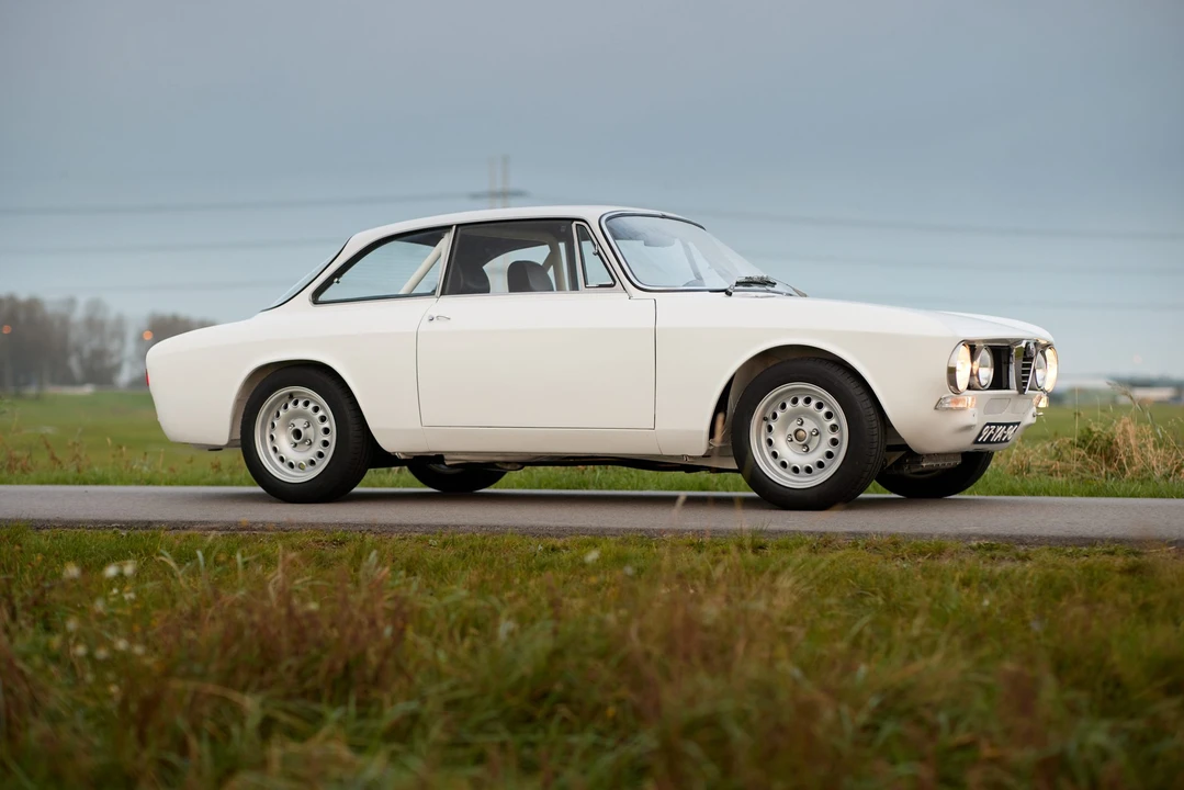 1973 Alfa Romeo GT 1300 Junior - Image 7 of 31