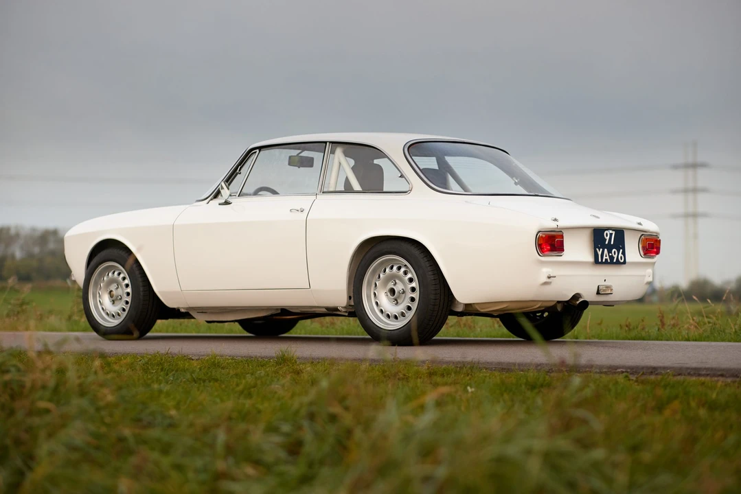 1973 Alfa Romeo GT 1300 Junior - Image 24 of 31